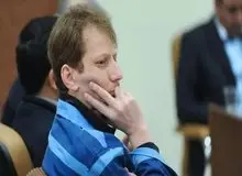 چرا پایداریچی‌های مجلس در برابر تقاضای خرید ایران خودرو توسط کروز جنجال کردند اما در برابر درخواست بابک زنجانی برای خرید سایپا ساکتند؟