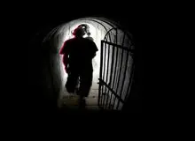 فیلمی از یحیی سنوار در تونلی زیر شهر خان‌یونس
