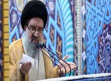 احمد خاتمی: به بی‌حجاب‌ها پول می‌دهند تا در قم قدم بزنند و حرمت شکنی کنند/ اطراف حرم صحنه‌ای می بینید که قبل از انقلاب کسی جرأت نمی‌کرد چنین حرکتی انجام دهد