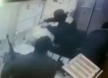 لحظه سرقت مسلحانه از یک طلافروشی در پلدختر/ FILM