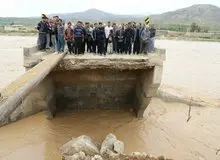 مدیرکل راهداری لرستان خبر داد:۵۷ دستگاه پل در لرستان تخریب شد/ راه ۴۰ روستا همچنان مسدود است