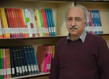 مرتضی افقه، اقتصاددان: به خریداران اموال مصوبه مولد سازی وام می دهند، همین عامل تورم می شود/ اموال راکد دولت را خصولتی‌ها می خرند