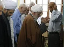 آیت الله حاج شیخ رضا محمدی لنگرودی شاگرد امام خمینی و آیت‌الله بهجت به دلیل بیماری کرونا درگذشت
