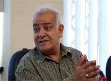 بازار آشفته ارز، حاصل بی اعتمادی مردم به مسئولان است/ اظهارات آقای ولایتی سرمایه های اجتماعی و اعتماد مردم را از بین می برد/  با توجه به کاهش نرخ ارز، احتمال خودکشی برخی افراد به دلیل ضرر کردن وجود دارد