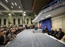 عکسی جالب از گفت و گوی رهبر انقلاب با اسحاق جهانگیری
