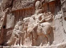 مجسمه والرین؛ واقعیت یا خطای تاریخی؟