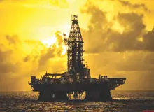 احمدی نژاد چگونه سال ها از برخورد قضایی در قبال یک تخلف میلیاردی مصون ماند /
 رئیس دولت نهم و دهم به واریز ٤ هزار و ٦٠٠ میلیارد تومان به خزانه کشور محکوم شد