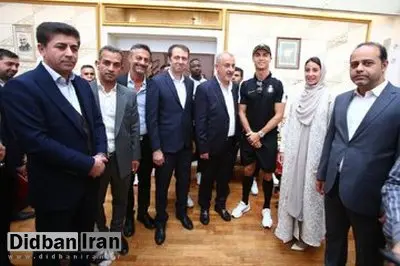 دختر جنجالی در مراسم استقبال از رونالدو که بود؟