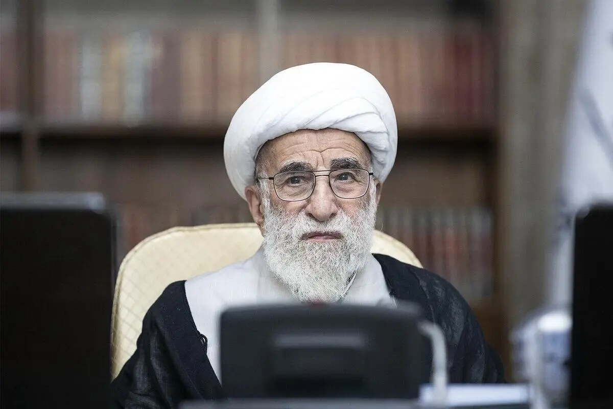 سوم اسفند ۱۴۰۴، اولین روز از یکصدمین سال زندگی آیت الله جنتی/ او در سن ۸۸ سالگی چه ورزشی انجام می‌داده است؟+ تصویر شناسنامه