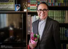 اسماعیل آذر: معادل سازی های فرهنگستان زبان و ادب فارسی چقدر کاربردی هستند؟