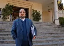 عامل اصلی تلاطم های یک سال اخیر بازار / چرا شریعتمداری ستاد تنظیم بازار را با خود به معاونت اجرایی و وزارت صمت برد اما درباره آن پاسخگو نیست؟ / وزیری که با تغییر وزارتخانه، از پاسخگویی فرار کرد