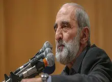 حمایت حسین شریعتمداری از نامه وزیر بهداشت به روحانی/ با فرمان «آتش به اختیار» باید این حرامخواران قاتل را قلع و قمع کرد