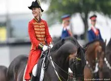 درباره " اورزولا فُون‌ دِر لاین" مادر ۷ فرزند ، پزشک ، وزیر دفاع و حالا رییس کمیسیون اروپا بیشتر بدانید