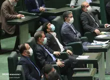 روزنامه جمهوری اسلامی: مجلس یازدهم نیازمند تذکر جدید رهبری است/ رییس مجلس چرا اجازه نداد آقای جهانگیری صحبت کند؟