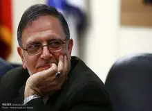 کلیه نهادهای اقتصادی باید در اجرای اقتصاد مقاومتی مشارکت کنند
