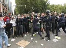 آمریکا به هر تظاهرکننده که در اعتراض به قتل جورج فلوید آسیب دیده ۲۱ هزار دلار غرامت می‌دهد