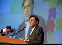 آخوندی: با وجود سه بار استیضاح، به کسی امتیاز ندادم