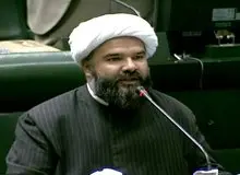 نیک بین، نماینده مجلس: کامیون‌داران، معدن‌داران و کارخانه‌داران معترض‌اند؛ این حجم از اعتراضات غیرطبیعی است / انگار این روزها دست پشت پرده‌ای مردم را به سمت اغتشاش، اعتراض و تجمع پیش می‌برد