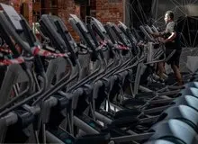 افزایش نجومی شهریه باشگاه‌های بدنسازی تهران/ برابری مجموع حقوق ۱۰ کارگر با تمرین یک نفر در ماه 