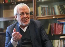 ناگفته‌های خواندنی بادامچیان از روز ۱۲ بهمن سال ۵۷/ ما به محافظان امام(ره) قمه ندادیم با خودشان آورده بودند 