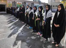 دولت موافق ازدواج دخترانِ دبیرستانی است/ مقام وزارت ورزش و جوانان: درس با ازدواج منافاتی ندارد