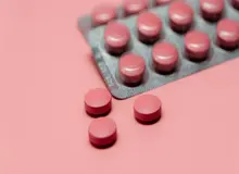 توزیع هفتگی قرص آهن در دبیرستان‌های دخترانه کشور
