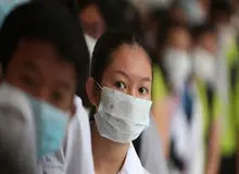 گردشگران چینی در تهران از همدیگر فرار می کنند 