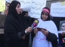 «کفن‌پوشان» هم آمدند / گزارش تلویزیون از «تجمع» ضدلایحه حجاب کنار نهاد ریاست جمهوری+تصاویر
