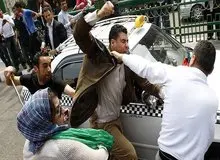 آیا جامعه ایران دچار فروپاشی اجتماعی شده؟/ بررسی دیدگاه های حاتم قادری، مقصود فراستخواه، احمد بخارایی، محبوب فر، معید فر، اطهاری، عبدی،جلایی پور و حجاریان درباره وقوع فروپاشی اجتماعی در ایران