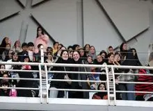 نخستین حضور زنان تماشاگر در ورزشگاه امام رضادر مشهد