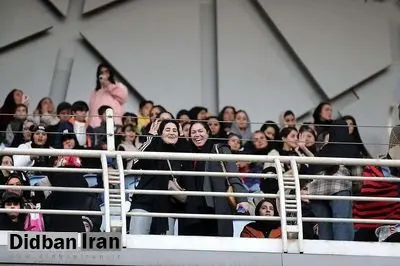 نخستین حضور زنان تماشاگر در ورزشگاه امام رضادر مشهد