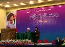 حضور حسن روحانی و سید حسن خمینی در جمع کارگران 