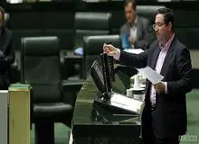 قیمت گازوئیل حداقل تا پایان سال افزایش نمی‌یابد/ هیچ دستگاه دولتی تا پایان سال حق افزایش قیمت ندارد/ اجرای طرح اصلاح قیمت بنزین قطعاً بر اقتصاد کشور آثاری دارد
