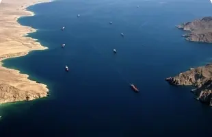 رویترز: تهران در ازای آتش‌بس موقت، تنگه هرمز را بازگشایی نمی‌کند