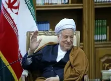 خاطرات آیت‌الله هاشمی؛ ۲۲ دی ۱۳۷۶/ رسانه‌های غربی عموماً به نفع آقای خاتمی‌ کار می‌کنند/ کیهان و جمهوری‌اسلامی انتقاد می کنند