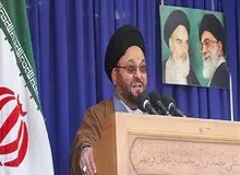 امام جمعه اصفهان: حل مشکل آب دست خداست/به ما گفتند گوشتان به زبان رهبر باشد، یعنی کسی حق ندارد، راه دیگری را انتخاب کند/نیروی انتظامی عاشقانه جلوی آشوبگران ایستاد