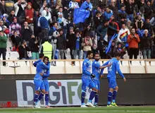 استقلالی ها دست به دامن دومین اسپانسر خود شدند