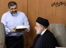 وزیر ارشاد: رئیسی گفت «هر کاری می کنید، این روضه و حسینیه را از ما نگیرید»