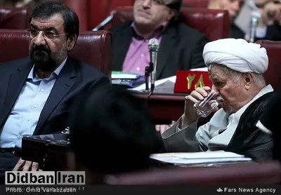 کنایه سید حسین مرعشى به محسن رضایی: رضایی زمانی که هاشمی در قدرت بود اطراف او می چرخید؛ همین که ایشان کنار رفت رفتار آقای رضایی تغییر کرد/ آقای رضایی هنوز تصور میکنند برای اخذ جایگاهی در نظام سیاسی کشور باید به آقای هاشمی حمله کند