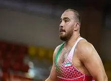 از درگیری دو قهرمان کشتی تیم ملی تا اخراج زارع‌