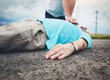 برای نجات بیمار قلبی از خطر مرگ چه کارهایی را باید انجام دهیم؟+نشانه های حمله قلبی 