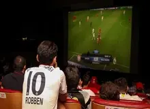 پاسخ برج میلاد به گرانی بلیت پخش مسابقات جام جهانی: خدمات داریم/ پرچم پخش می کنیم!!

