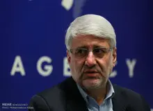 فرهنگی: اگر دولت روش جایگزین نداشته باشد به هیچ وجه نباید ارز ۴۲۰۰ تومانی حذف شود