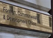 تحریم فرماندهان ارتش و سپاه توسط انگلیس در پی عملیات «وعده صادق ۲»