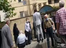 برای واکسن صف نبندید و منتظر پیامک بمانید
