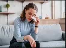 ۱۰ فایده گریه کردن