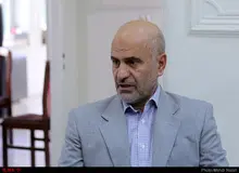 مومنی، اقتصاددان: از هر سه ایرانی، یک نفر در فقر مطلق است!