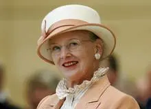 ملکه دانمارک ٢ هفته دیگر از سلطنت کنار خواهد رفت