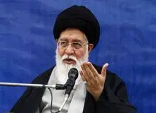 علم‌الهدی: وقتی در اثر تحریم اقتصادی، مردم از دین روی‌گردان شدند، خدا دست از نصرت خود برمی‌دارد و همه‌چیز سقوط می‌کند