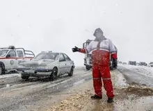 هلال احمر: ۱۴ نفر در برف کوهستان‌های سردشت گرفتار شدند